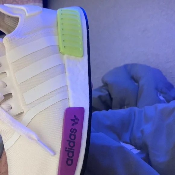 Brand new Addidas with tag extra shoe laces no box  display picture 1